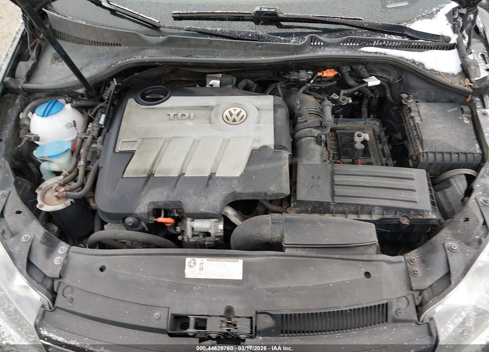 2011 VOLKSWAGEN JETTA SPORTWAGEN 2.0L TDI VIN: 3VWML7AJ5BM601930