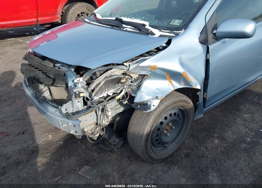 2010 TOYOTA YARIS VIN: JTDBT4K32A4076246