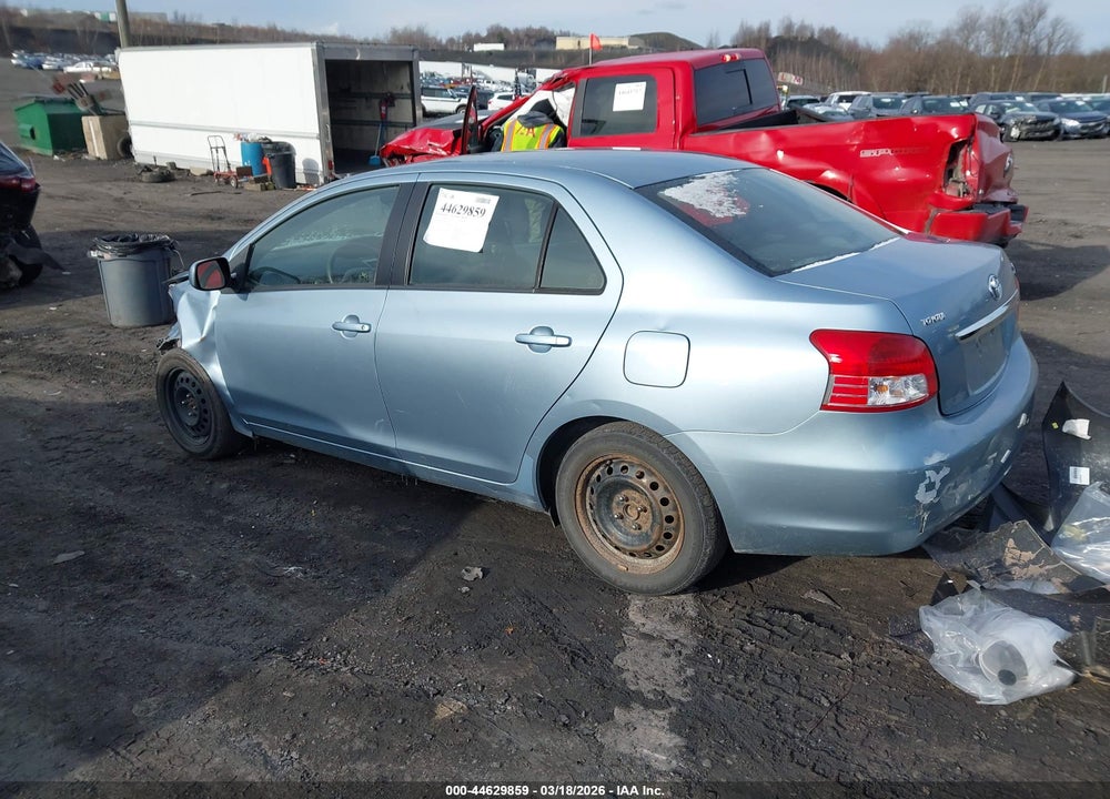 2010 TOYOTA YARIS VIN: JTDBT4K32A4076246