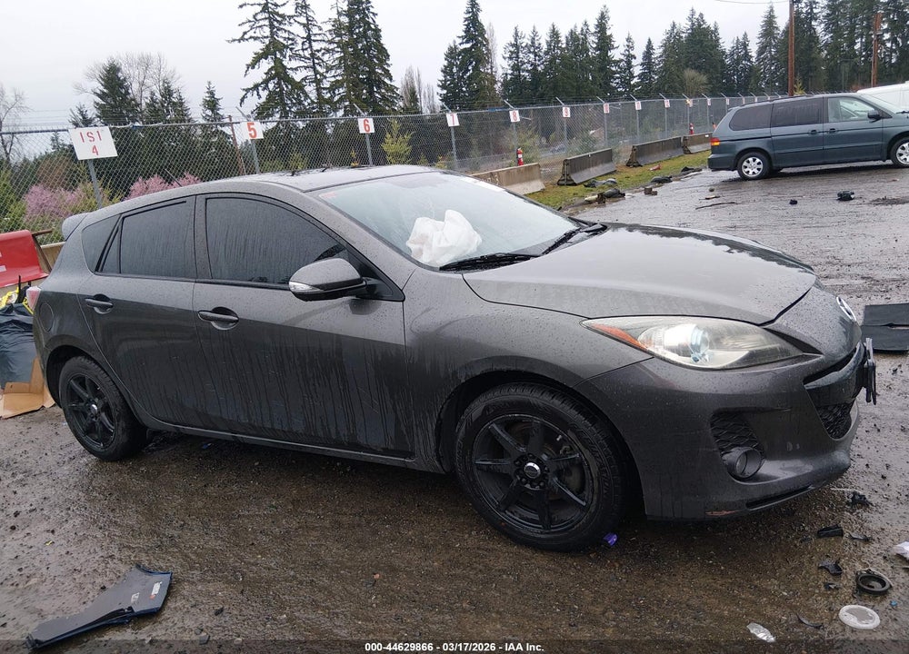 2013 MAZDA 3 I GRAND TOURING VIN: JM1BL1MP1D1779843