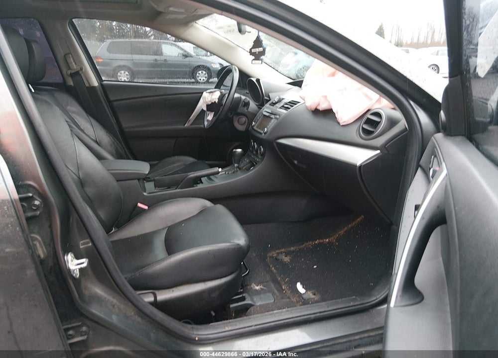 2013 MAZDA 3 I GRAND TOURING VIN: JM1BL1MP1D1779843