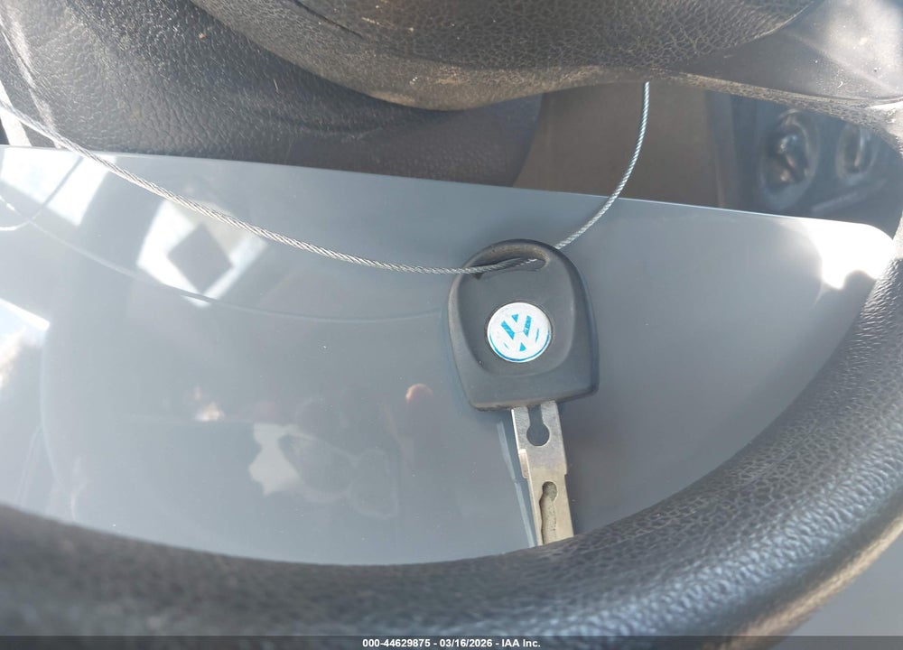 2014 VOLKSWAGEN JETTA 2.0L S VIN: 3VW2K7AJ2EM425384
