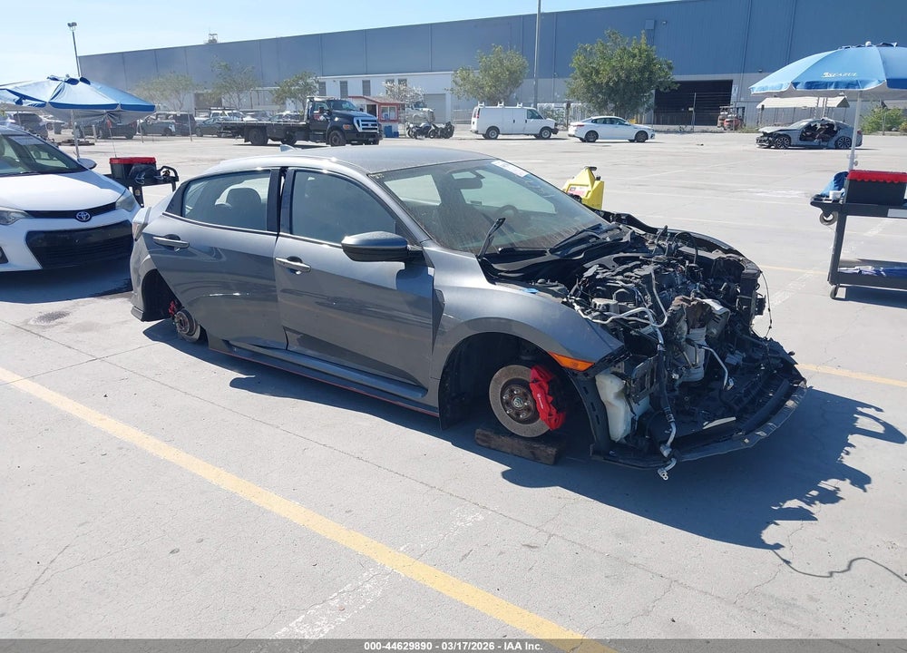 2018 HONDA CIVIC TYPE R TOURING VIN: SHHFK8G71JU204524