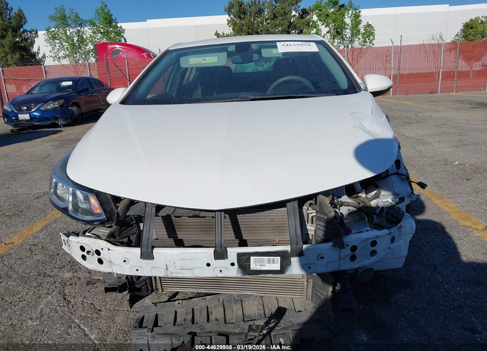 2019 CHEVROLET CRUZE LS VIN: 1G1BC5SMXK7152948