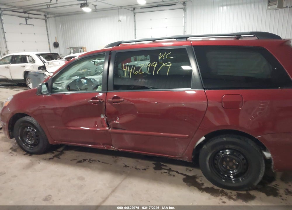 2006 TOYOTA SIENNA LE VIN: 5TDZA23C26S549789