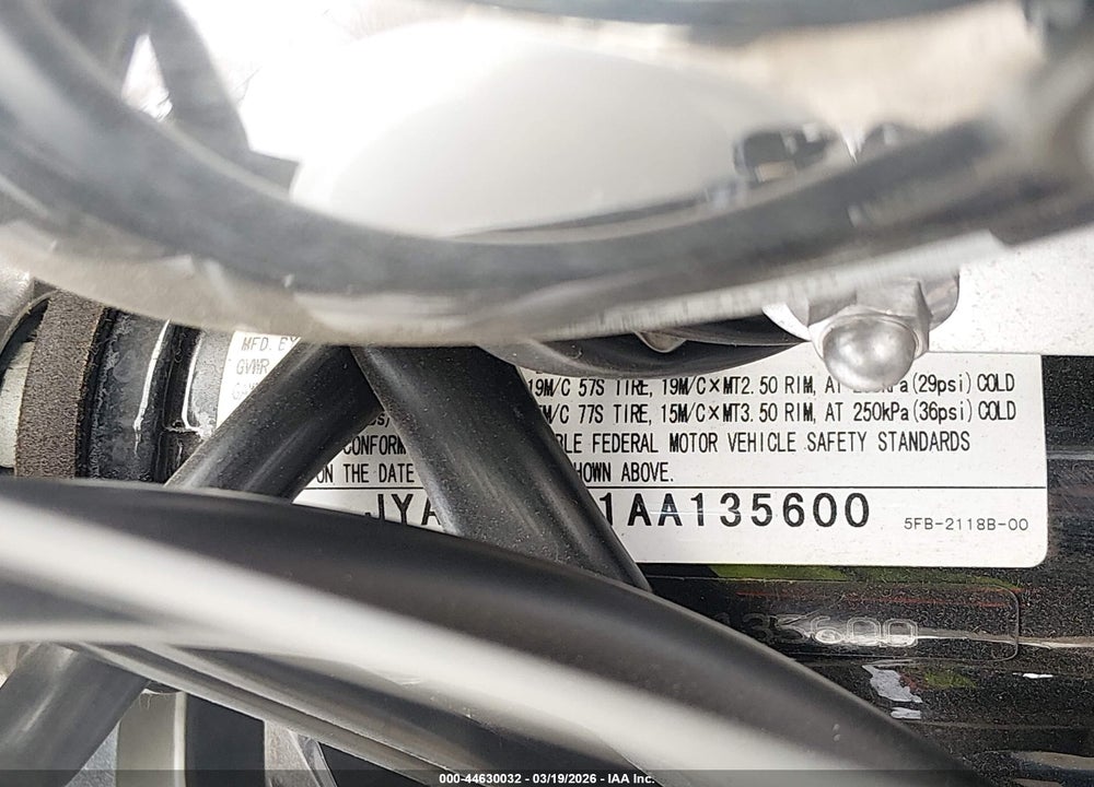 2010 YAMAHA XVS650 A/AT VIN: JYAVM01E1AA135600