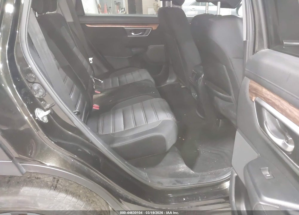 2018 HONDA CR-V EX VIN: 2HKRW2H58JH669218