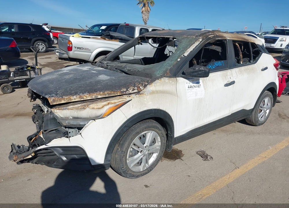 2019 NISSAN KICKS S VIN: 3N1CP5CU1KL549056