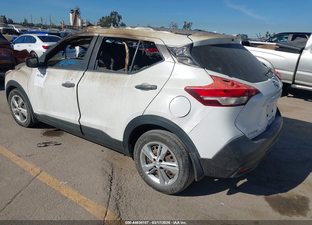 2019 NISSAN KICKS S VIN: 3N1CP5CU1KL549056