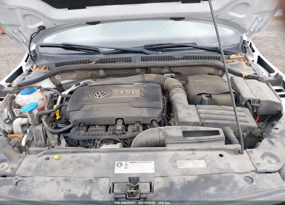 2014 VOLKSWAGEN JETTA 1.8T SE VIN: 3VWD17AJ2EM300039