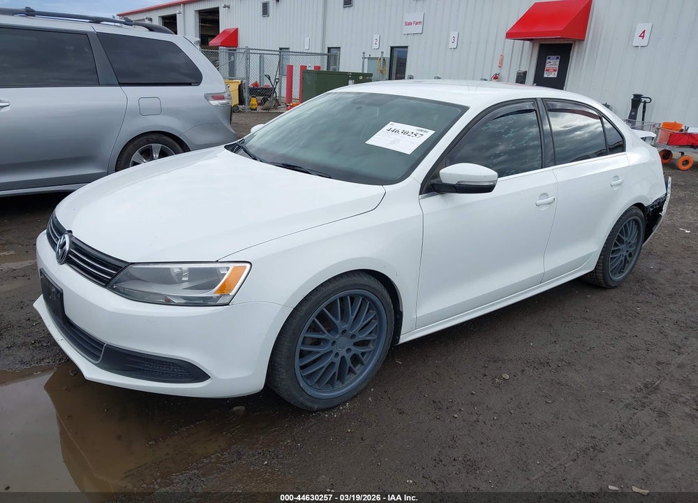 2014 VOLKSWAGEN JETTA 1.8T SE VIN: 3VWD17AJ2EM300039