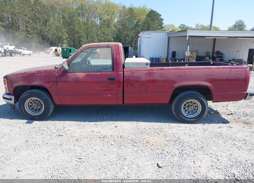 1989 CHEVROLET GMT-400 C1500 VIN: 1GCDC14K4KE157210