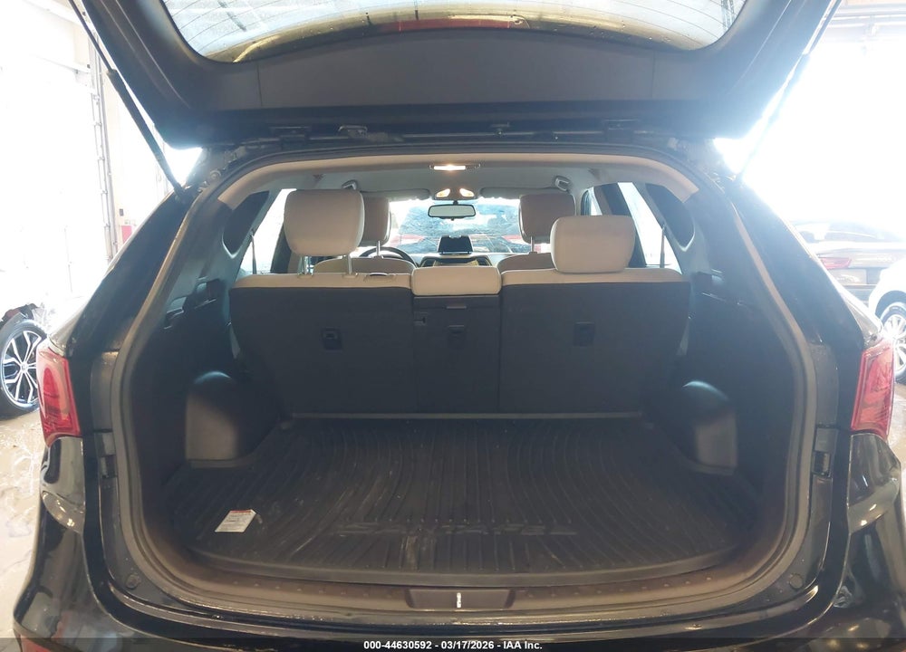 2017 HYUNDAI SANTA FE SPORT 2.4L VIN: 5NMZUDLB8HH044565