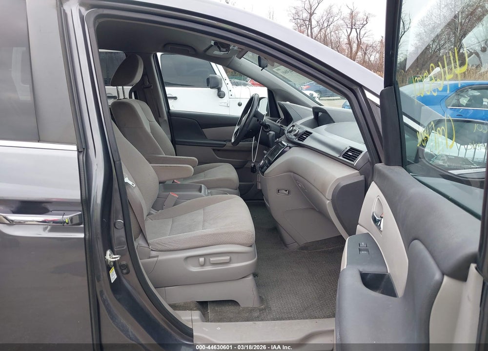 2014 HONDA ODYSSEY EX VIN: 5FNRL5H4XEB136082