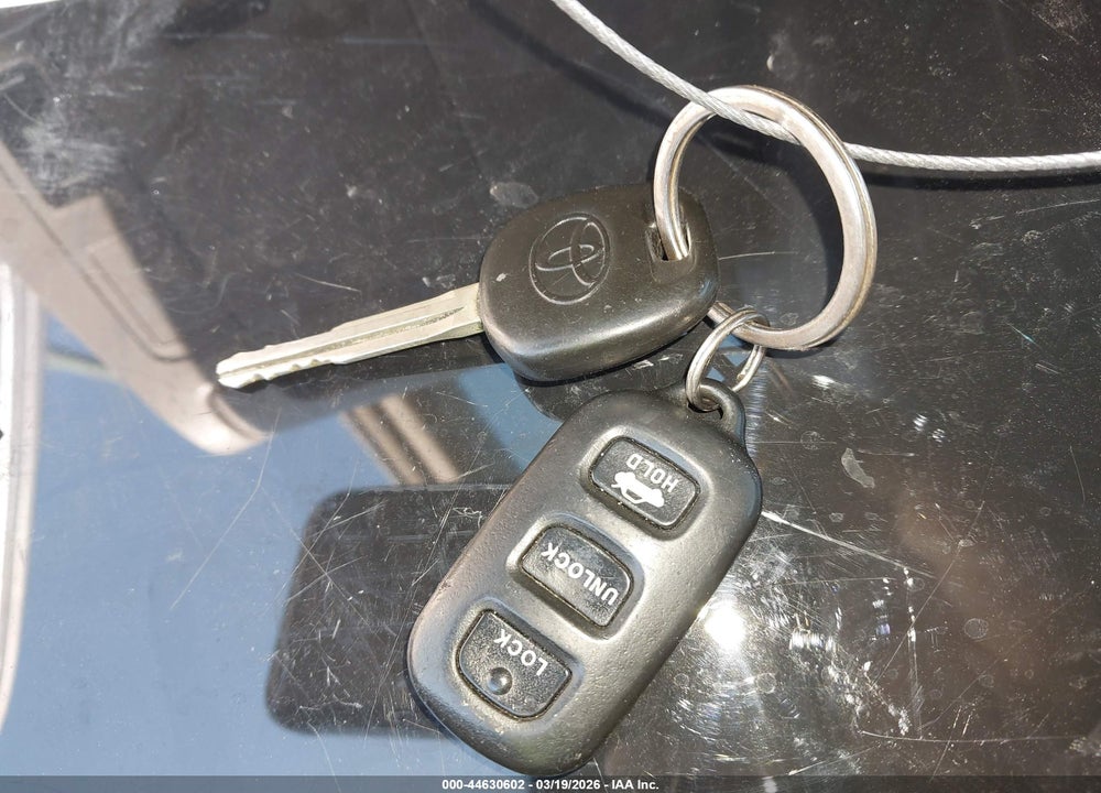 2005 TOYOTA CAMRY LE V6 VIN: 4T1BF30K65U110511