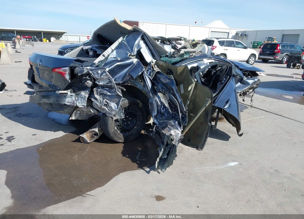 2017 TOYOTA COROLLA LE VIN: 5YFBURHEXHP726354