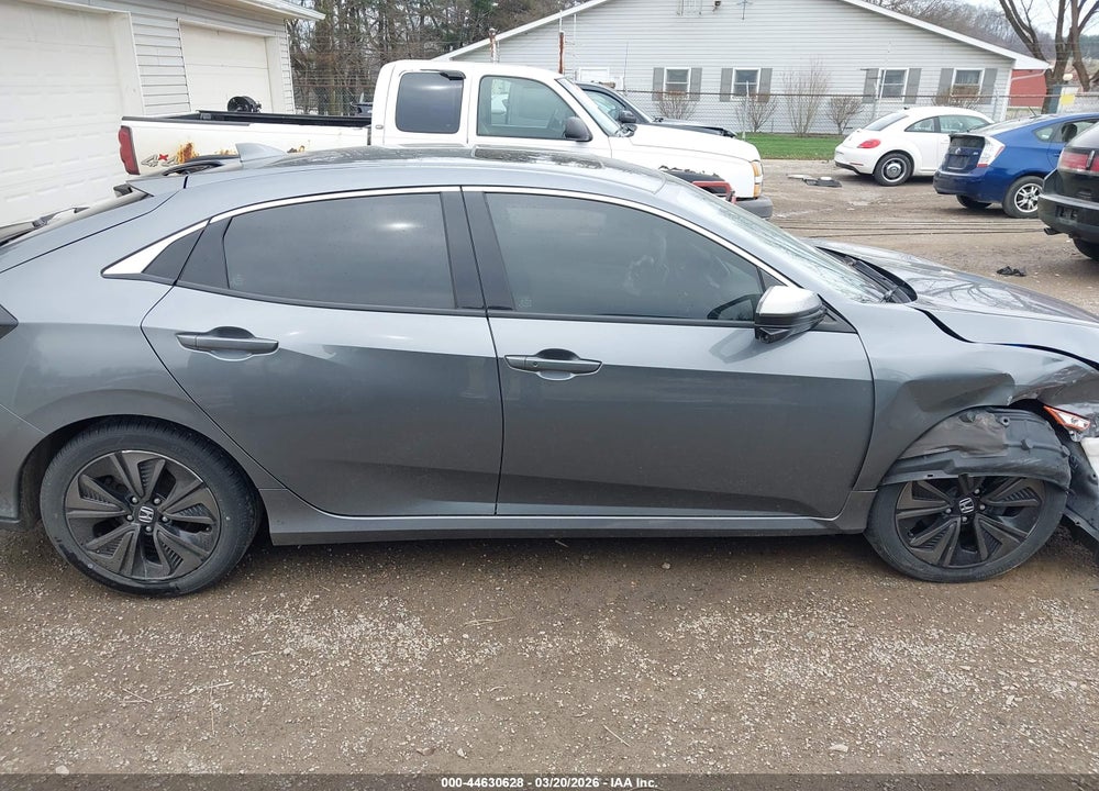 2019 HONDA CIVIC EX VIN: SHHFK7H64KU206060