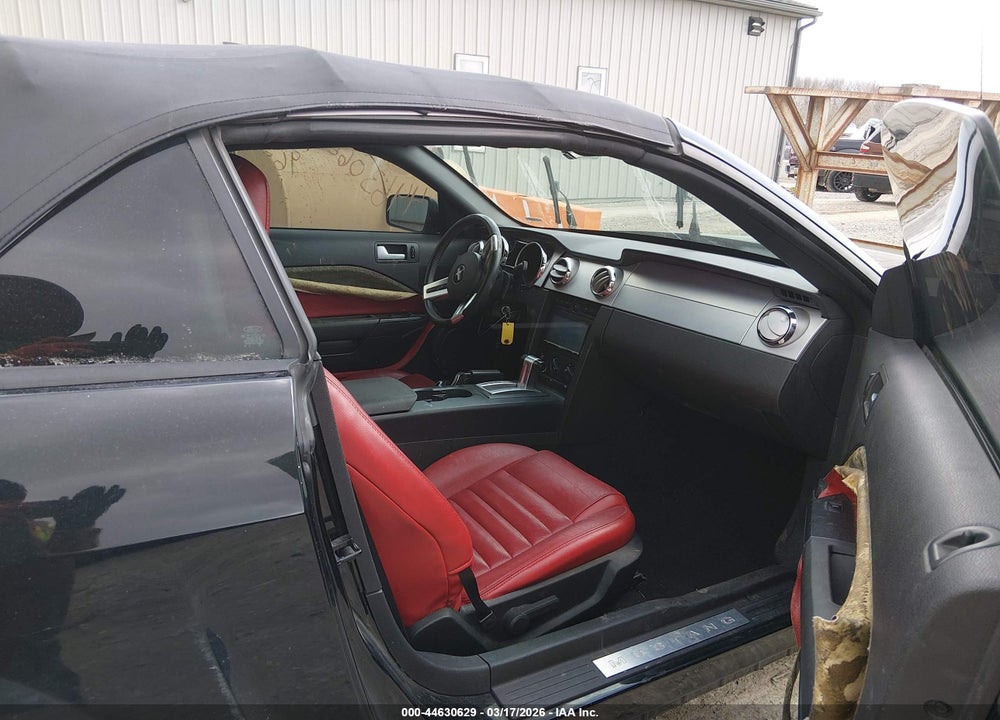 2006 FORD MUSTANG GT VIN: 1ZVHT85H765199998
