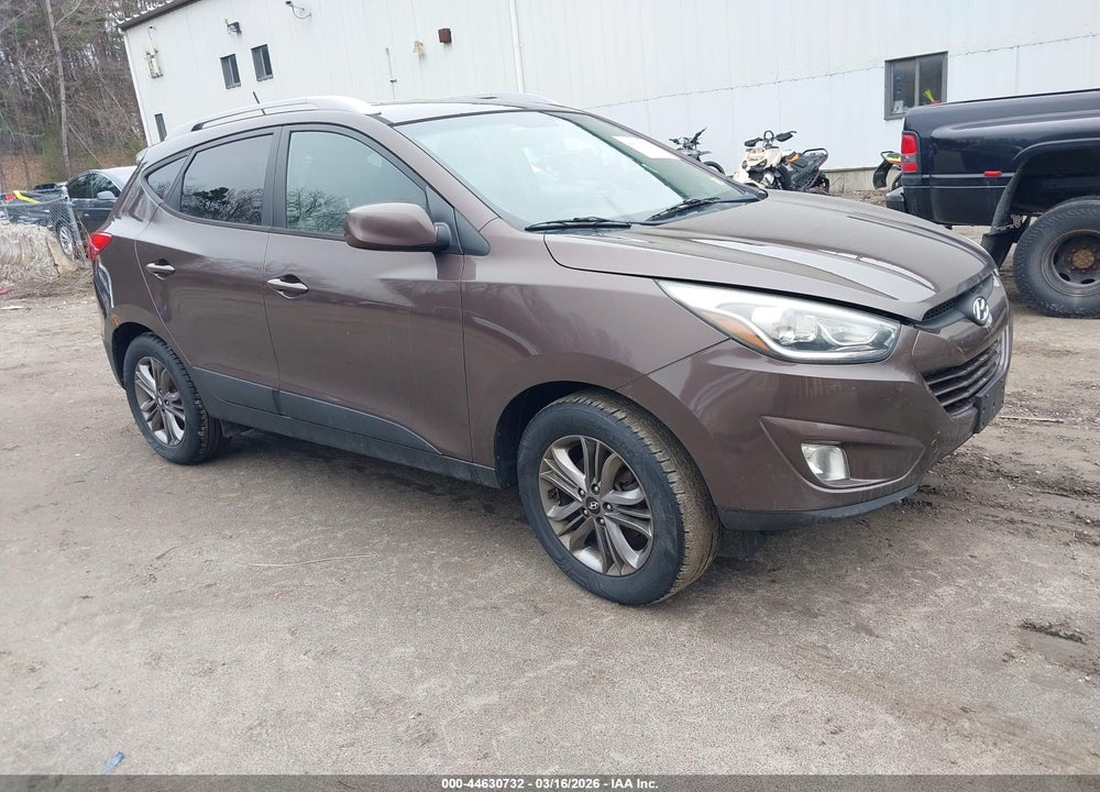2015 HYUNDAI TUCSON SE VIN: KM8JUCAG7FU970849