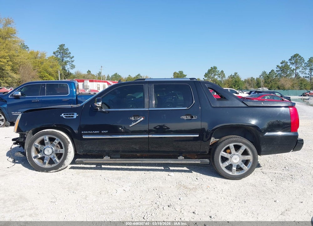 2012 CADILLAC ESCALADE EXT PREMIUM VIN: 3GYT4NEF2CG117858