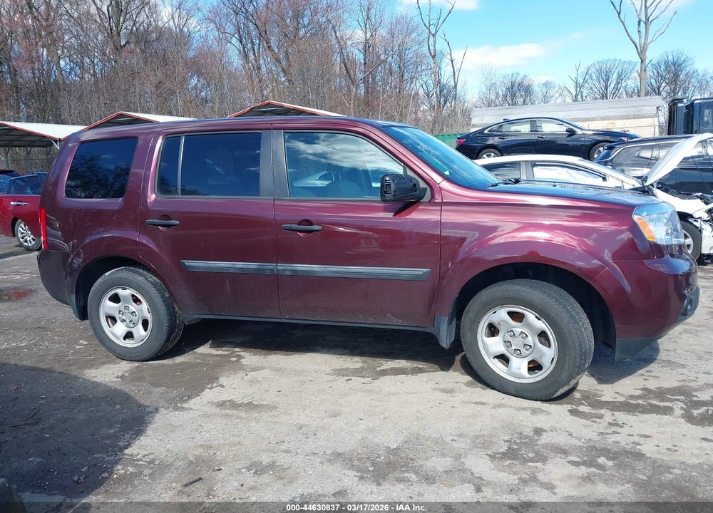 2014 HONDA PILOT LX VIN: 5FNYF3H29EB022841