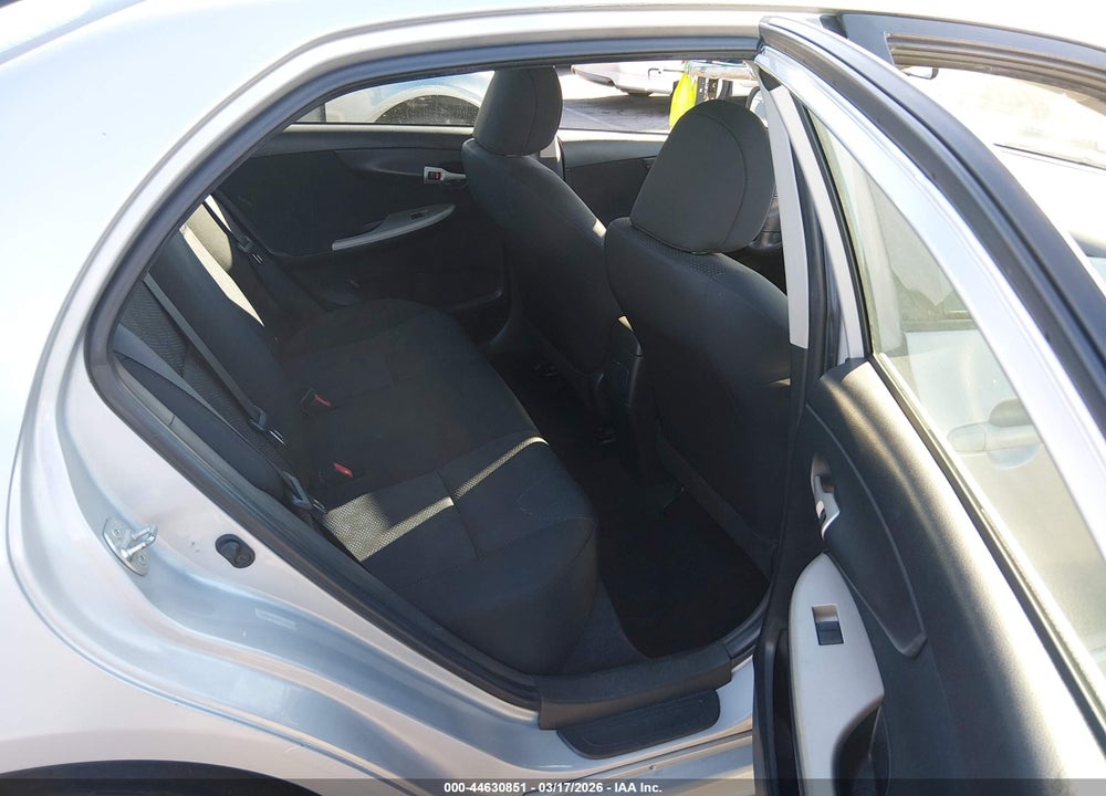 2010 TOYOTA COROLLA S VIN: 1NXBU4EE4AZ227822