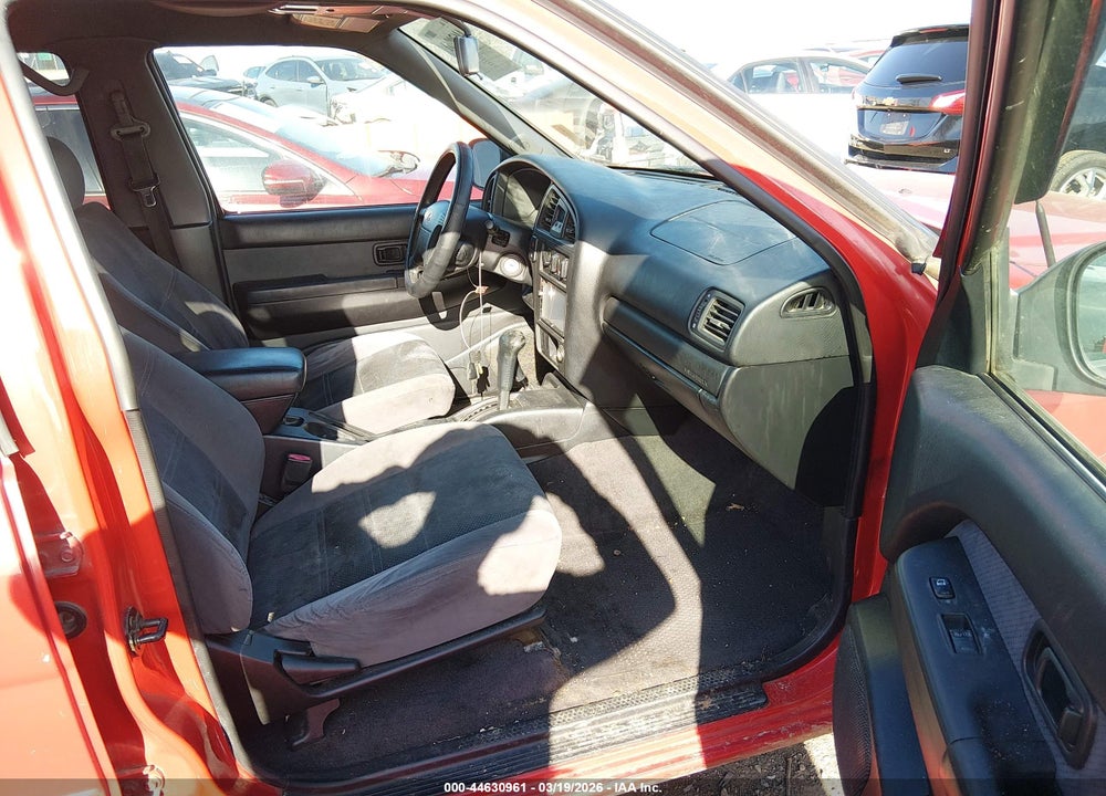 2001 NISSAN PATHFINDER SE VIN: JN8DR07Y81W500655
