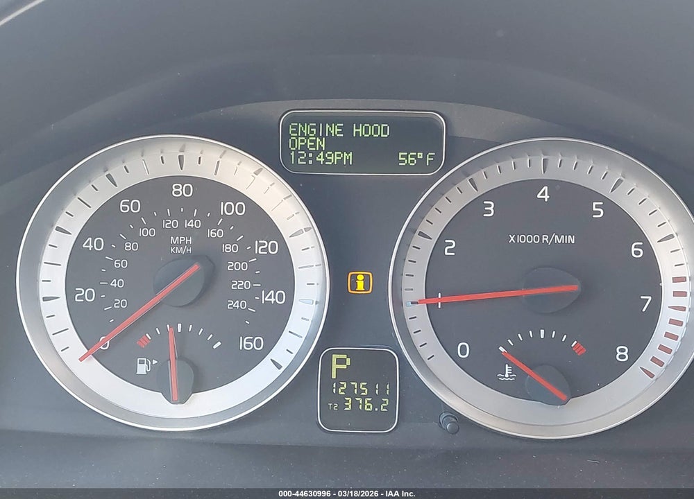 2011 VOLVO C70 T5 VIN: YV1672MC0BJ120734