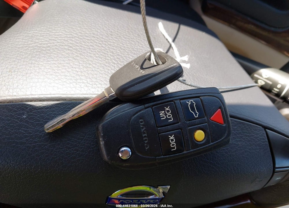 2006 VOLVO S80 2.5T VIN: YV1TS592461436811