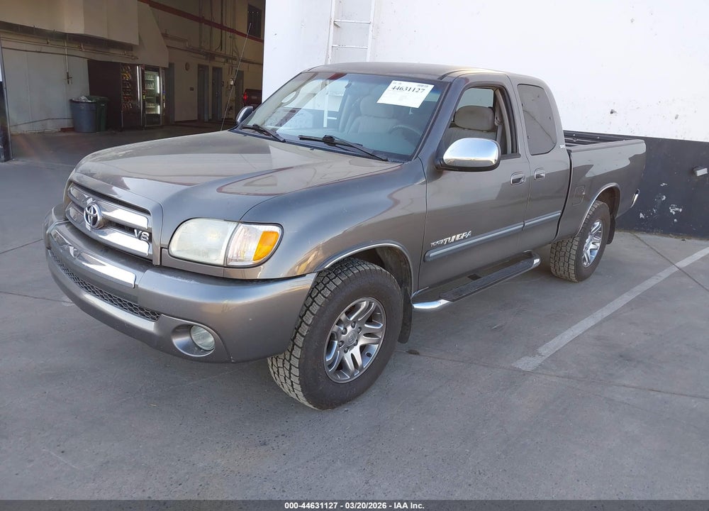 2004 TOYOTA TUNDRA SR5 V8 VIN: 5TBBT44104S449362