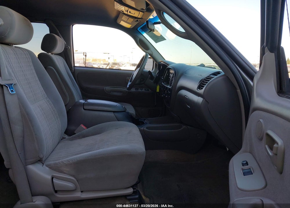 2004 TOYOTA TUNDRA SR5 V8 VIN: 5TBBT44104S449362