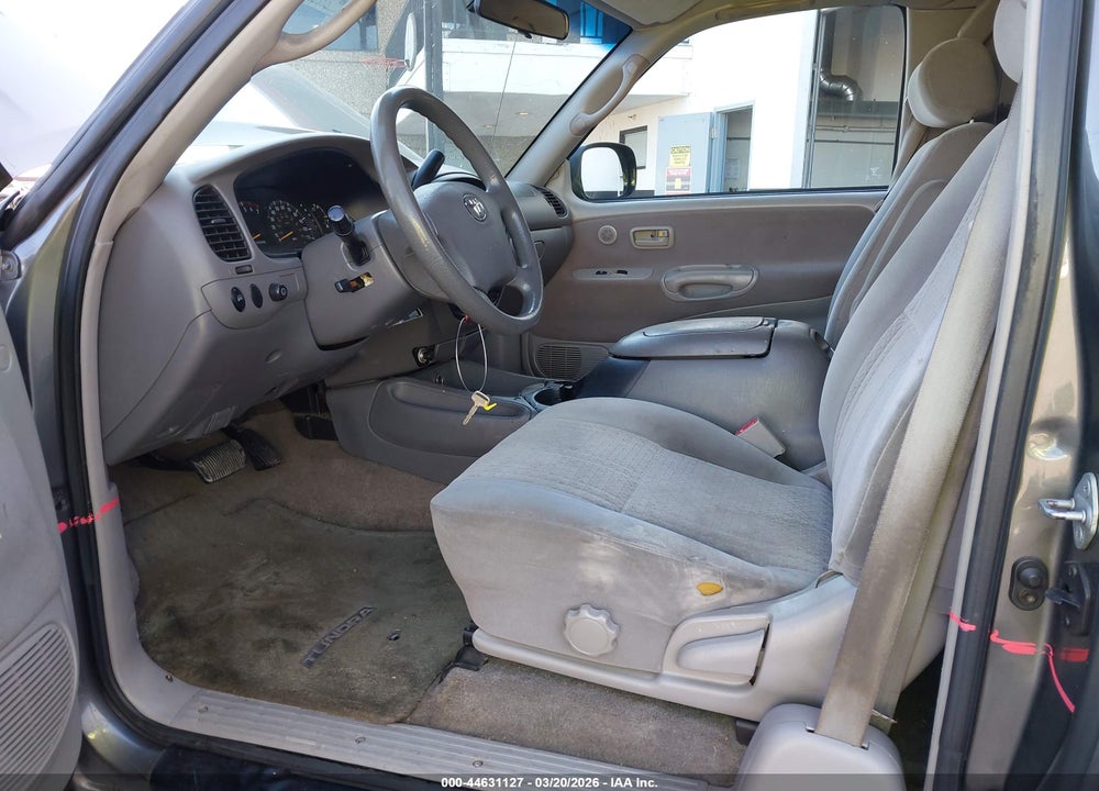 2004 TOYOTA TUNDRA SR5 V8 VIN: 5TBBT44104S449362