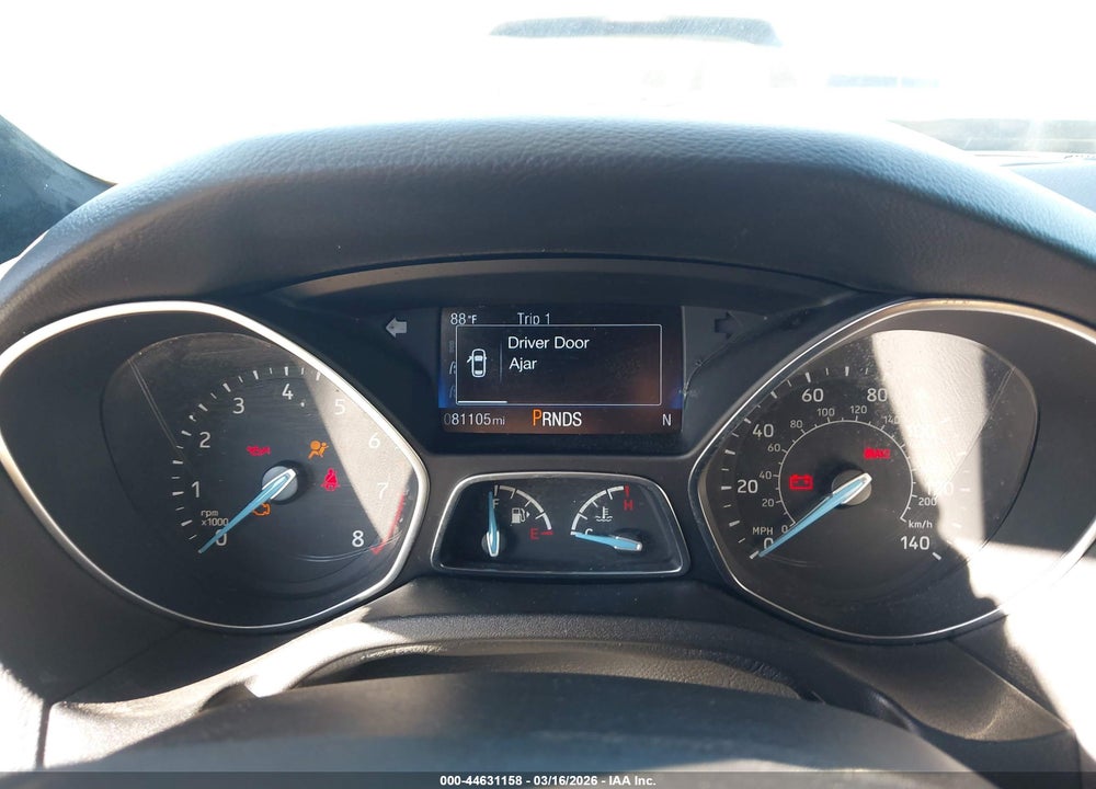 2016 FORD FOCUS SE VIN: 1FADP3K2XGL276200
