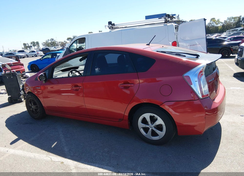 2013 TOYOTA PRIUS TWO VIN: JTDKN3DU5D1627446