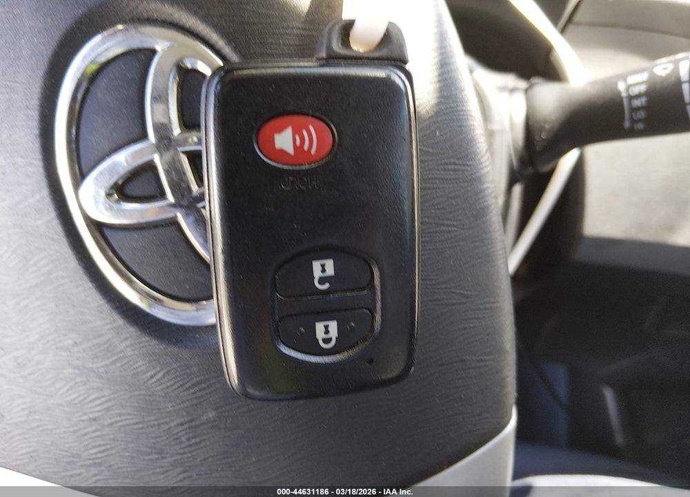2013 TOYOTA PRIUS TWO VIN: JTDKN3DU5D1627446