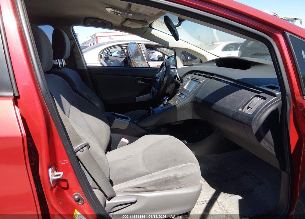 2013 TOYOTA PRIUS TWO VIN: JTDKN3DU5D1627446