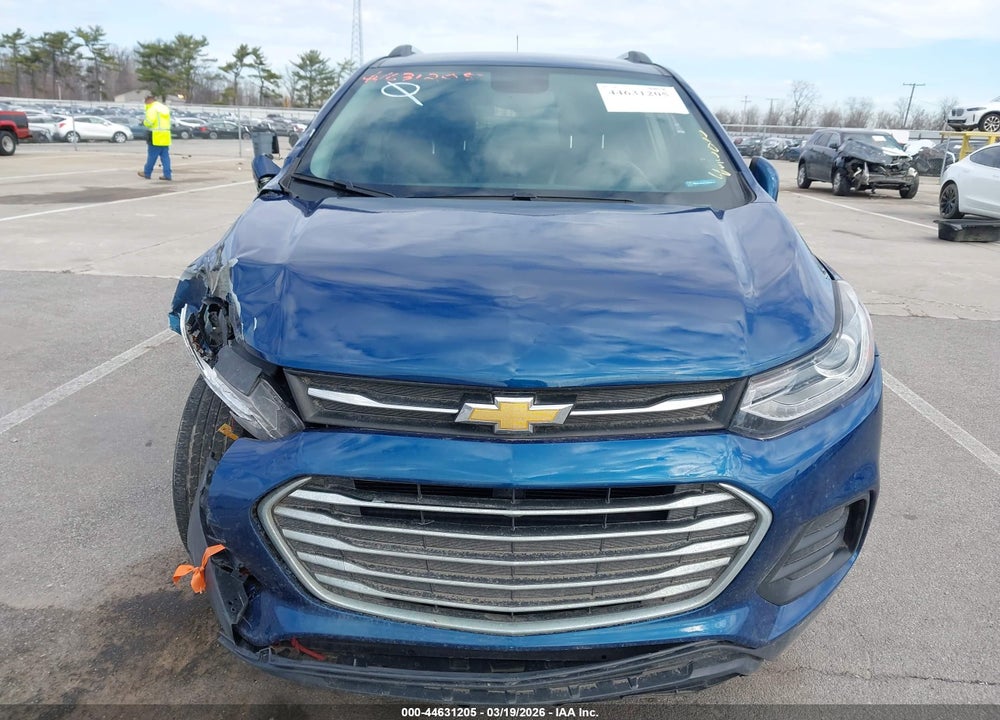 2020 CHEVROLET TRAX AWD LT VIN: 3GNCJPSB0LL303179