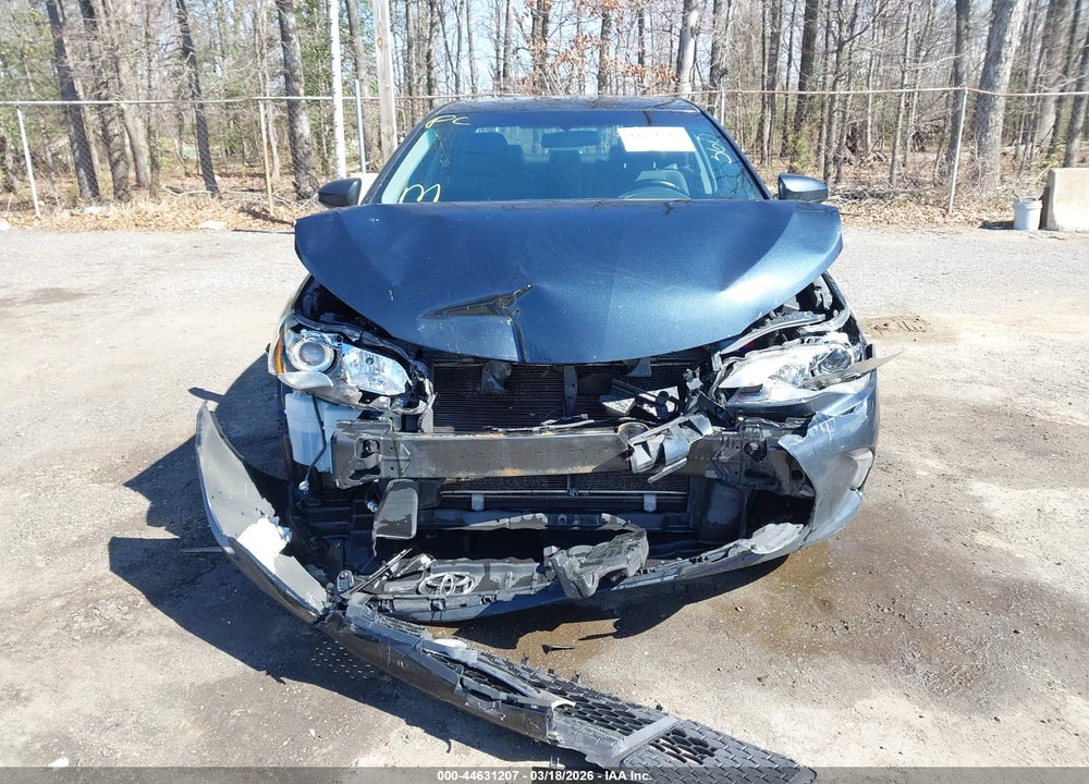 2016 TOYOTA CAMRY SE VIN: 4T1BF1FK5GU221033