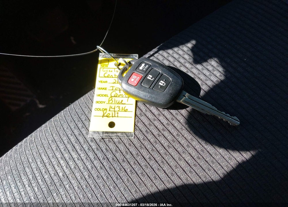 2016 TOYOTA CAMRY SE VIN: 4T1BF1FK5GU221033