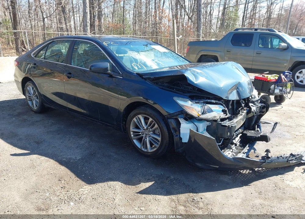 2016 TOYOTA CAMRY SE VIN: 4T1BF1FK5GU221033