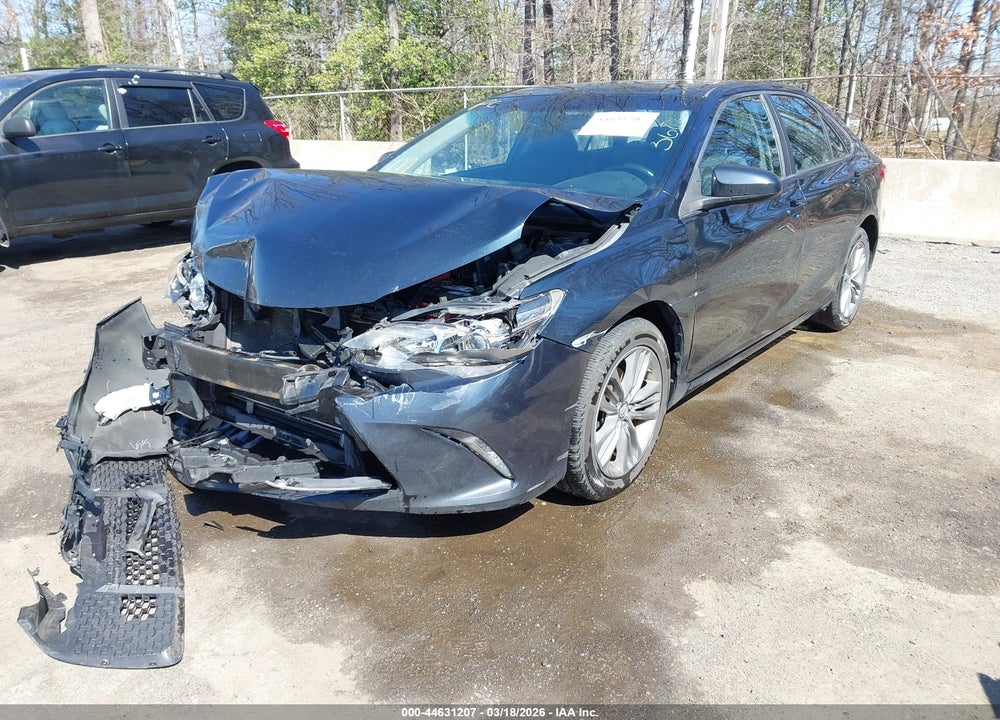 2016 TOYOTA CAMRY SE VIN: 4T1BF1FK5GU221033