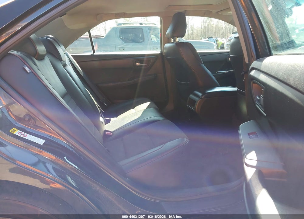 2016 TOYOTA CAMRY SE VIN: 4T1BF1FK5GU221033