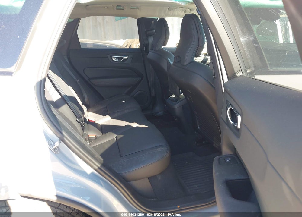2025 VOLVO XC60 B5 PLUS VIN: YV4M12RC6S1016382