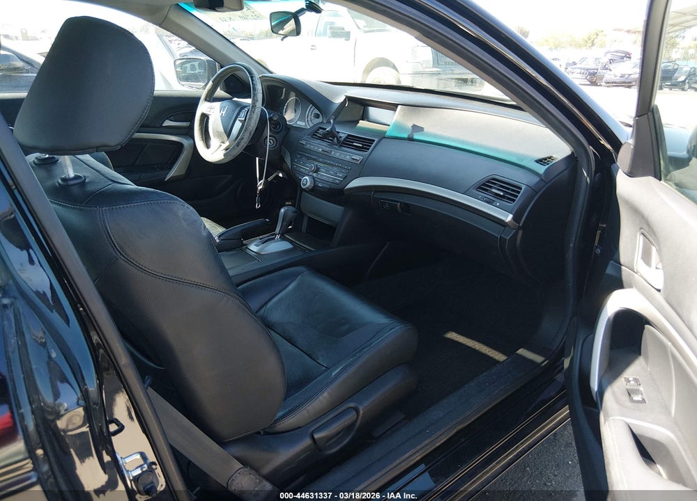 2011 HONDA ACCORD 2.4 EX-L VIN: 1HGCS1B88BA014713