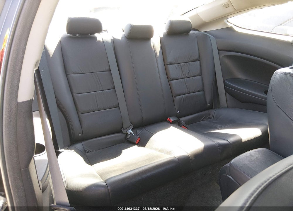 2011 HONDA ACCORD 2.4 EX-L VIN: 1HGCS1B88BA014713