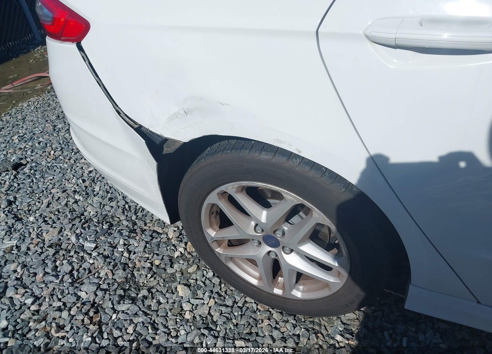 2014 FORD FUSION SE VIN: 3FA6P0HD5ER344417