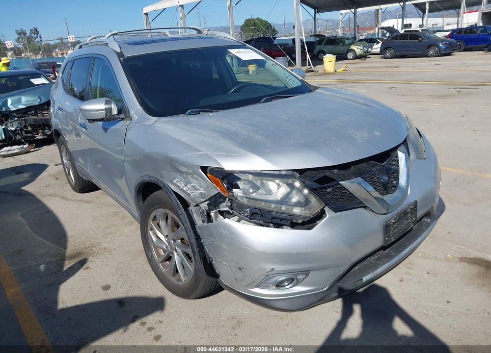 2015 NISSAN ROGUE SL VIN: 5N1AT2MT8FC780148
