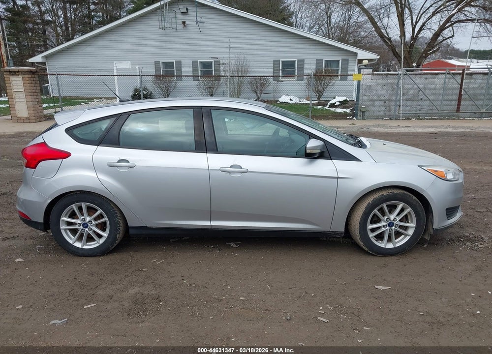 2017 FORD FOCUS SE VIN: 1FADP3K2XHL267126