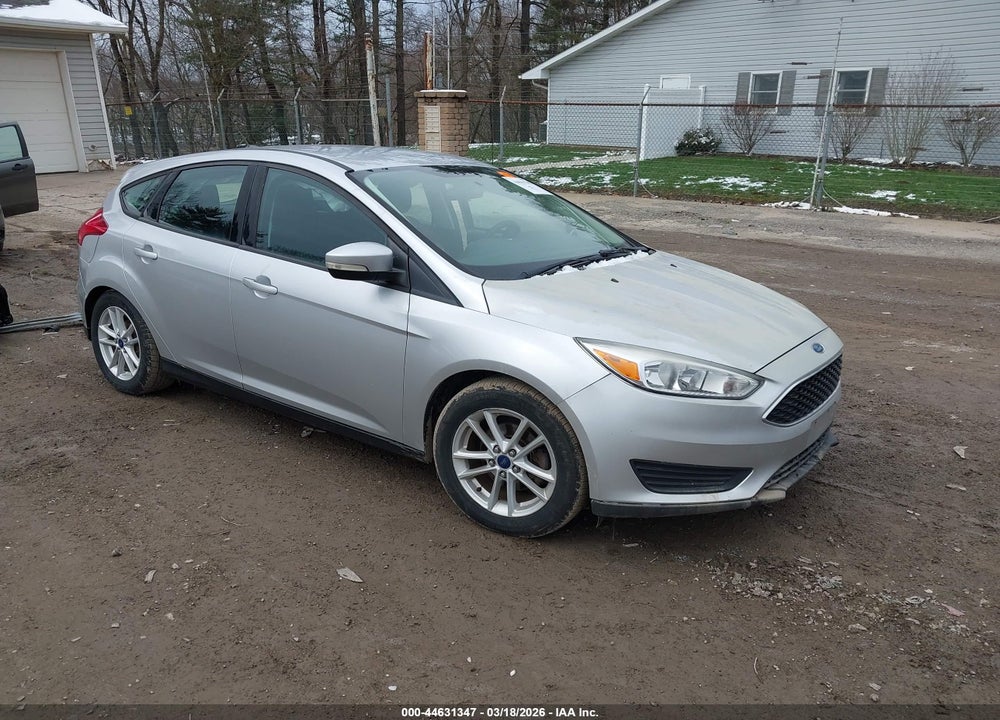2017 FORD FOCUS SE VIN: 1FADP3K2XHL267126