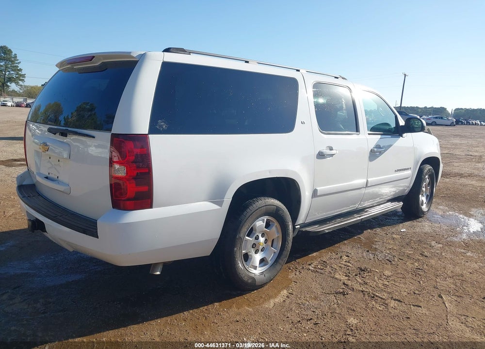 2007 CHEVROLET SUBURBAN 1500 LT VIN: 3GNFC16J77G132760